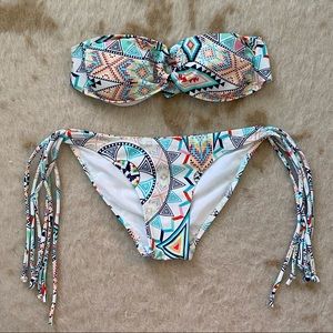 Strapless bikini, size S. NWOT